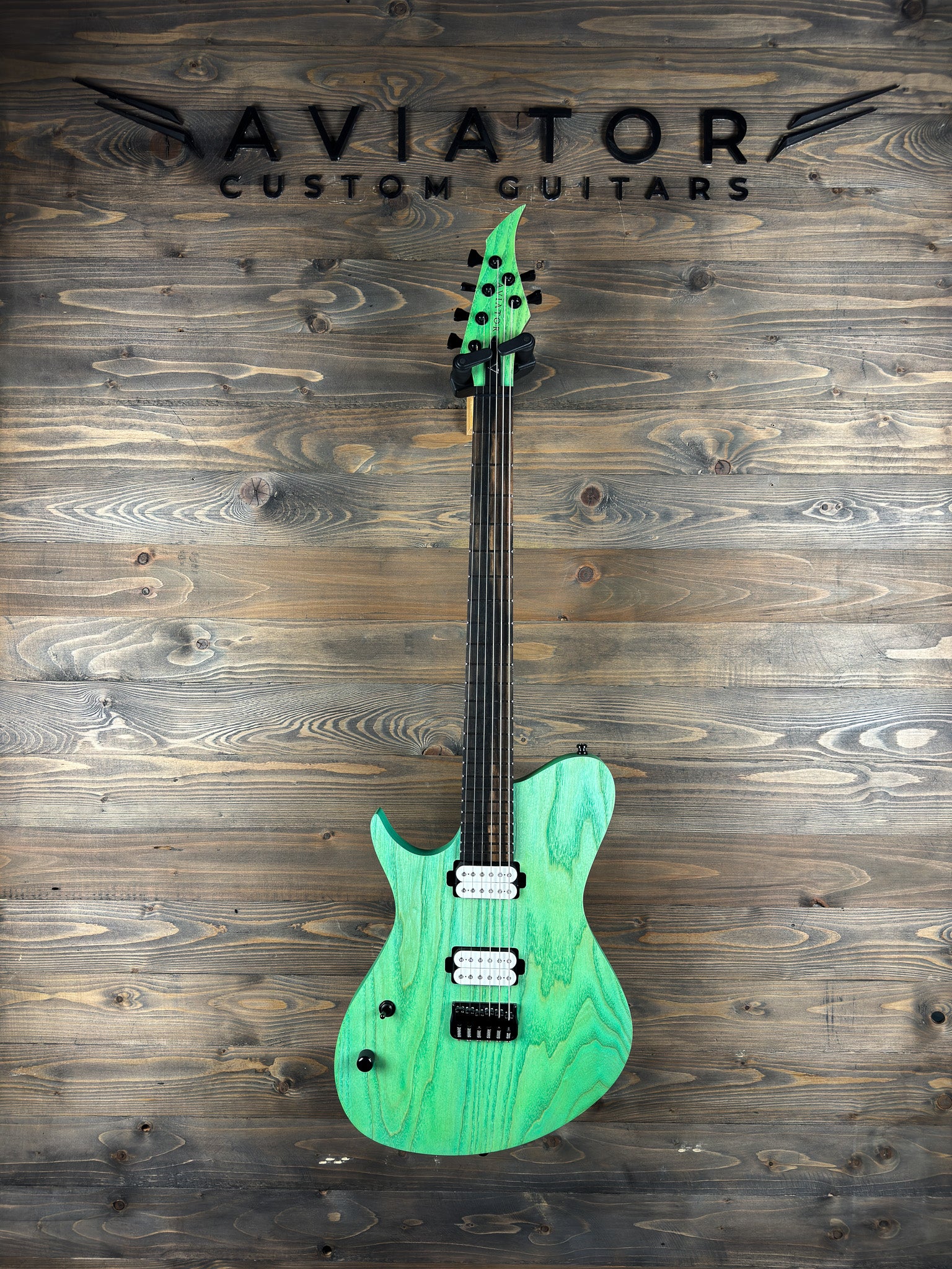 Aviator Warbird 6 Pilot Edition Lefty – Aviator Custom Guitars